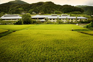 下田セントラルホテル外観