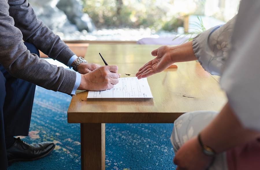 ロビーでチェックイン